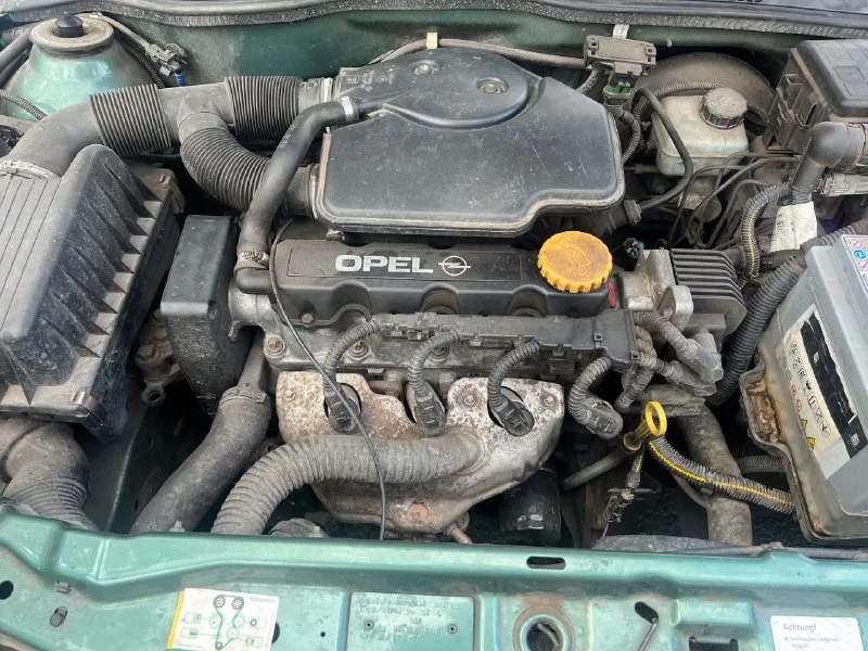 Продам opel астра g 1998 года выпуска 1.6 механика пробег 197 000. цена 350000 тыс торг машина дедушки, во владении более 10 лет. без дтп, в родной краске. ходовая в порядке, ничего не гремит, не стучит, стойки в круг новые. работает ровно. после кап ремонта, фото все есть. новое грм помпа ролики фирма инна. кузов целый, без дыр. гур, абс,4 эл подъемника с доводчиками, люк работает в 2 положениях. все, что должно светиться - работает абсолютно все. машина использовалась раз в неделю и хранилась в гараже. стекла родные, все целые продается в связи со здоровьем. полное переоформление. красный луч +79591402196 📞 звоните: +7(959)1402196 - фотография - 7