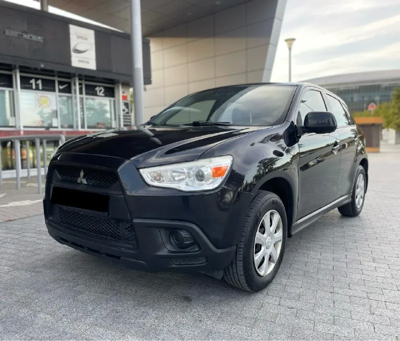 Mitsubishi asx, 2012 г. в., механика, 1.6 бензин ✔️ год выпуска: 2012 ✔️ двигатель: бензин, 1.6 л ✔️ коробка: механика ✔️ привод: передний ✔️ пробег: 220.000 автомобиль в хорошем состоянии, ухоженный салон. все то проходились вовремя, масло и фильтра заменены, вложений не требует. работает каждая кнопка. хорошая резина r-16 остекление все родные включая лобовое. автотека зелёная родной пробег два хозяина. птс оригинал. остальные вопросы по телефону!!! из оснащения: • кондиционер • эл. стеклоподъемники 4 • подогрев передних сидений • мультимедиа с bluetooth/usb • abs, esp, подушки безопасности • парктроники • литые диски машина идеально подойдёт как для города, так и для поездок на дальние расстояния. все доки кристально чистые без залогов без штрафов и запретов!!! 📌 авто готов к переоформлению. осмотр г. донецк цена: 875.000₽ небольшой торг реальному покупателю!! телефон: +79494241003 алексей 📞 звоните: +7(949)4241003 - фотография - 5