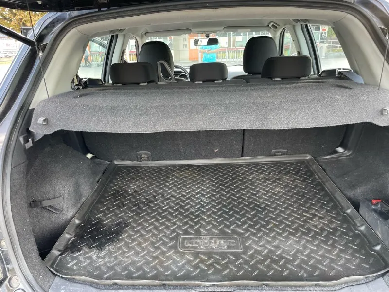 Mitsubishi asx, 2012 г. в., механика, 1.6 бензин ✔️ год выпуска: 2012 ✔️ двигатель: бензин, 1.6 л ✔️ коробка: механика ✔️ привод: передний ✔️ пробег: 220.000 автомобиль в хорошем состоянии, ухоженный салон. все то проходились вовремя, масло и фильтра заменены, вложений не требует. работает каждая кнопка. хорошая резина r-16 остекление все родные включая лобовое. автотека зелёная родной пробег два хозяина. птс оригинал. остальные вопросы по телефону!!! из оснащения: • кондиционер • эл. стеклоподъемники 4 • подогрев передних сидений • мультимедиа с bluetooth/usb • abs, esp, подушки безопасности • парктроники • литые диски машина идеально подойдёт как для города, так и для поездок на дальние расстояния. все доки кристально чистые без залогов без штрафов и запретов!!! 📌 авто готов к переоформлению. осмотр г. донецк цена: 875.000₽ небольшой торг реальному покупателю!! телефон: +79494241003 алексей 📞 звоните: +7(949)4241003 - фотография - 9