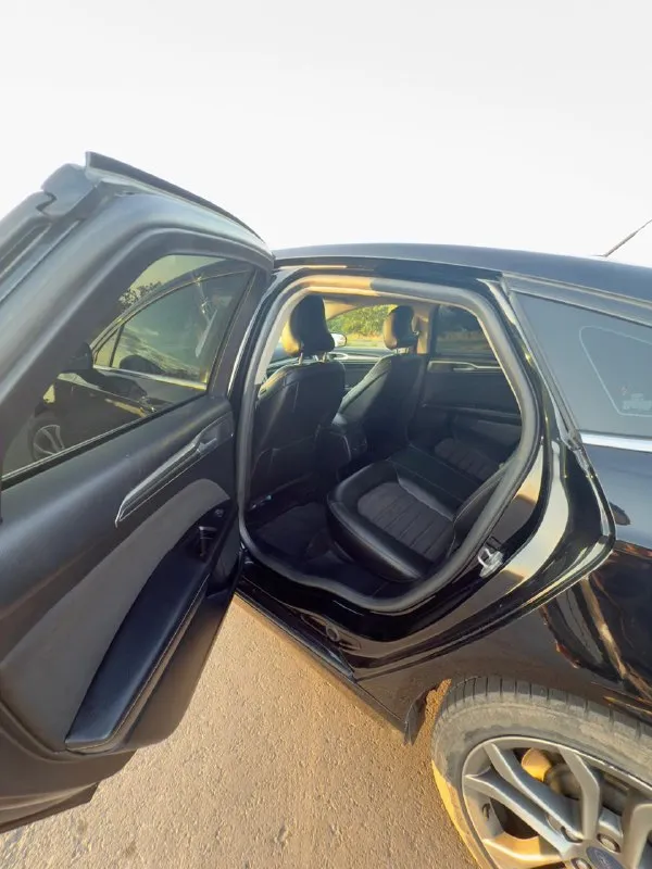 ⭕️продам ford fusion. 2017г. 1.5 ecoboost (185 сил) пробег 174.000 км. машина каждый день на ходу. в хорошем состоянии. масло меняеться своевременно, вложений не требуется, коробка автомат. от хозяина. ! комплектация: - кнопка стар/стоп. - камера заднего вида с траекторией движения. - двухзонный климат контроль. - мульти руль. - круиз контроль. - датчик света, датчик дождя. - люк. - эл. пакет: эл. зеркала, эл. регулировка водительского и пассажирского сидений. - селектор (шайба) со спорт режимом. - кожаный салон в отличном состоянии. авто полностью обслужено, новый акб, r18 диски. ‼️цена: 1 350 000₽. обмен с доплатой +79591224422 📞 звоните: +7(959)1224422 - фотография - 6