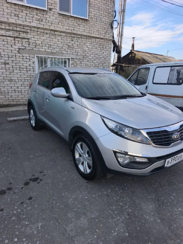 Продам свой kia sportage2013г. .2.0дизель. кпп автомат. пробег 170 000.покупалась новая в салоне. один хозяин. есть вся история обслуживания. цена 1.6мил. +7 949 326 61 04 📲 tg: @lucky_lizaa 📞 звоните: +7(949)3266104 - фотография - 2