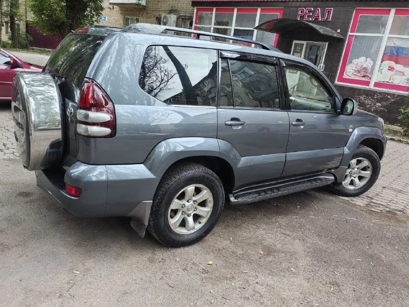 Таота ленд крузер прадо год 2005 дизель 3. л машина на ходу, стук в верхней части мотора, рамма читается в идеале цена 1м ₽. телефон+79493702945 - фотография - 4