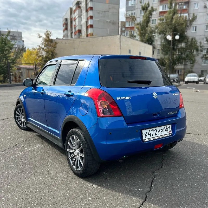 Продаю suzuki swift 2008 год, двигатель 1.3 бензин, амт обслуженная и работает без нареканий, пробег 151000 км (пробег оригинальный подтверждённый автотекой) могу скинуть автотеку по запросу. птс оригинальный, 4 владельца. в дтп не участвовала! есть пару подкрасов. в очень крутой комплектации, есть бесключевой доступ, кондиционер, полный мультируль, подогрев сидений и зеркал, задний парктроник, два ключа, птф, есть двухсторонняя сигнализация. по кузову есть жизненные коцки, ничего серьезного! салон ухоженный и чистый в очень хорошем состоянии. цена: 670 тыс рублей. осмотр г донецк, кировский рн. +79493078626 📞 звоните: +7(949)3078626 - фотография - 7