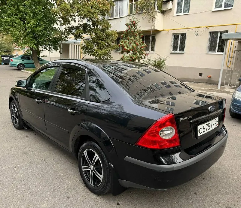 🚙 ford focus 🚘 💰цена - 555.000₽ 🌍 город - мариуполь 📆 год выпуска - 2008 🛞пробег - 179.000 км ⛽️топливо - бензин ⚙️модификация- 1.6 🕹️кпп - механика 🏋🏻‍♂️собственник - да ☎️+79497368266 автомобиль в идеальном состоянии! с оригинальным пробегом 100% полностью обслужен, вложений не требует не каких техника вся на отлично. весной было сделано большое то кузов в отличном состоянии!документы абсолютно чистые доп. инфо. по телефону. abs✅ климат✅ 4 эл. подъемника ✅ подушки безопасности✅ эл. регулировка зеркал✅ 📲 tg: богдан 📞 звоните: +7(949)7368266 - фотография - 5