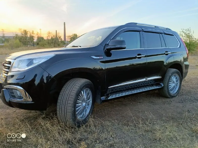 Продам haval h9 ✅ пробег 106 тыс км. ✅ 218 л/с ✅ 7 мест. ✅ не крашен, в заводском идеальном состоянии! оцинковка кузова с завода. ✅ рамный, полноприводный, с блокировкой дифференциала и понижающим рядом передач. коробка классика zf со спорт режимом и подрулевыми лепестками. ✅ салон - кожа, люк, два кондиционера, все самые последние опции для комфорта. 💰 2,3 млн. торг возможен. ‼объявление не мое. звонить по номеру : +7 (949) 326-05-41 📞 звоните: +7(949)3260541 - фотография - 8