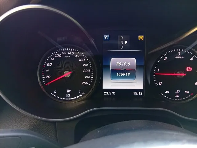 Продажа в днр осмотр город донецк mercedes glc-класс год выпуска: 2019 двигатель: дизель, 2.1 л коробка передач : привод: 4wd цвет: серый пробег : 146 000 км в дтп не участвовал, родной пробег, родной окрас, все во время обслуживалось. цена: 3350000 рублей +79494082091 или телеграм +79495101524 📞 звоните: +7(949)4082091 - фотография - 4