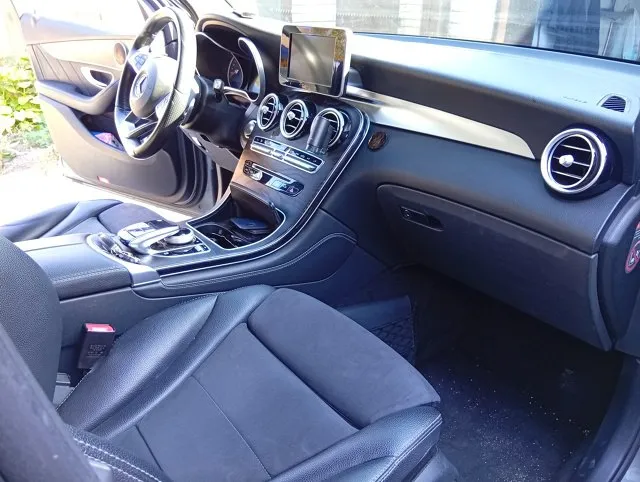 Продажа в днр осмотр город донецк mercedes glc-класс год выпуска: 2019 двигатель: дизель, 2.1 л коробка передач : привод: 4wd цвет: серый пробег : 146 000 км в дтп не участвовал, родной пробег, родной окрас, все во время обслуживалось. цена: 3350000 рублей +79494082091 или телеграм +79495101524 📞 звоните: +7(949)4082091 - фотография - 6