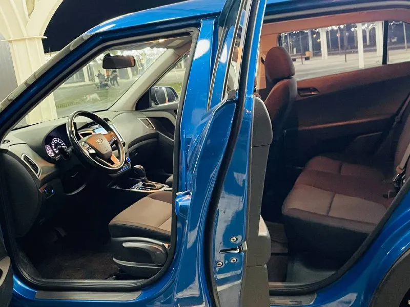 В продаже комфортный удобный hyundai creta рейсталинг lux max эксплуатация с 2020 года новое авто ! двигатель 1.6 эконом расход 6.5 литров бензин на 100 км коробка автоматическая пробег родной 61 000 тыс км автомобиль в состоянии нового авто новое !!!! в ближайшем времени не требует вложений !!! кузов весь в заводском окрасе в оригинале !!! пред максимальная комплектация, ухоженный салон достойный, датчики света, и дождя, подогревы всех сидений, подогрев зеркал и стекл, полный электропакет, большая мультимедиа, блютус громкая связь, камера заднего вида, новые летние шины, два пульта два ключа, и многое другое ! с документами полный порядок, могу присутствовать в мрэо, полного переоформления, автотека полностью зелень 🌿 продажа авто г. донецк цена 1635:000 тыс. руб срочно срочно нужны финансы срочно цена на один день срочно очень таких авто единицы достойный новый автомобиль срочная продажа остальные вопросы по номеру тел. +79493969855 руслан ☎️ - фотография - 7