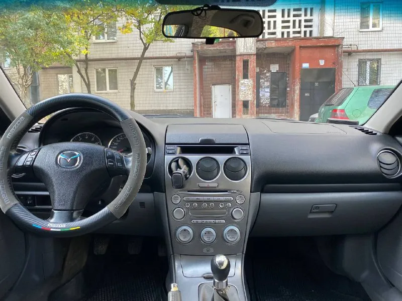 Mazda 6 gg год 2004 пробег. 238тыс. цена: 350000р двигатель: 2.0 коробка: механика +79493860750 продам надежного японца, собственник. в машину было много вложений, делалась для себя, запчасти ставились все качественные, масла и расходники менялись вовремя, в двигатель заливалось motul ориг. работает отлично, не стучит, не дымит, масло не есть. коробка переключает плавно, работает отлично. сцепление установленно новое. заменена рулевая рейка, оригинал. ходовая в хорошем состоянии. перед машины (бампер, крылья) заменены на новые, с целью освежить. суппорта обслужены. тросы ручника новые. спереди стоят новые тормозные диски. стоят стеклоподъемники, мультируль, климат контроль. установлено гбо. цена такая так как нужно заниматься вин кодом, подгнил. установленны новые фары, противотуманки. 📲 tg: сергей сергеевич 📞 звоните: +7(949)3860750 - фотография - 5