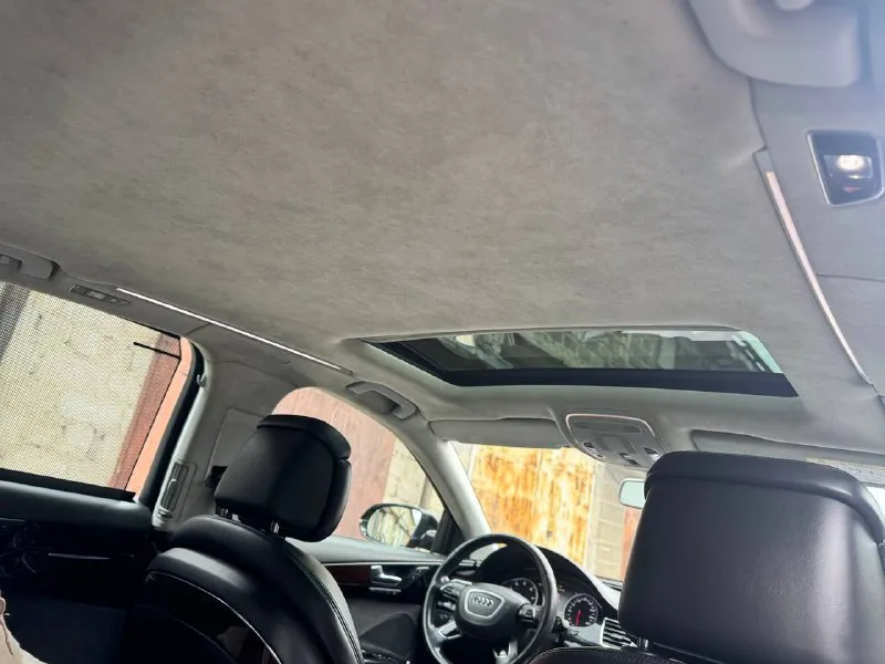 В продаже отличный автомобиль бизнес класса, audi a8 long 3.0 tfsi, 2015 года. состояние около идеальное, двигатель и акпп идеально, рестайлинг двс crea модернизированный и без проблемный, коробка zf8hp шикарно работает с огромным запасом прочности. полностью обслужена и не требует каких либо вложений, масла во всех агрегатах относительно недавно менялись, тормозная система новая в круг zimmerman. ошибок и прочих дефектов нет. автомобиль без дтп, полностью в заводском окрасе (за исключением одного пятна на крыле), стекла все оригинал даже лобовое (есть пару сколов ремонтных). обслуживание строго раз в 7,5 тыс км. только качественными расходниками. сиденья просто шикарные, огромное количество настроек, вентиляция и подогревы на всех сиденьях. матричные фары - свет изумительный. пробег у авто в основном трассовый. по остальным вопросам звоните. тел. +79498090909 цена 2.300.000₽ 📲 tg: @andrekorne 📞 звоните: +7(949)8090909 - фотография - 7