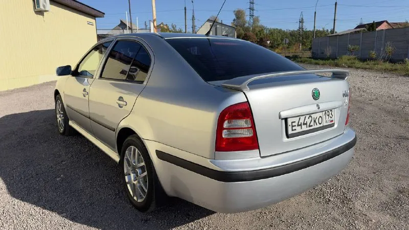 🏎️шкода октавия vts. 🏎️ ⏳2008 год. 🚀1.6 объем. 🕹️ механика. 🚴🏻‍♂️пробег 198т. км. 🏆авто в хорошем состояний. 💵вложений не требует. 🛠️обслужен все работают, 🥇комплектация vts ⬛️черный потолок. - фотография - 5