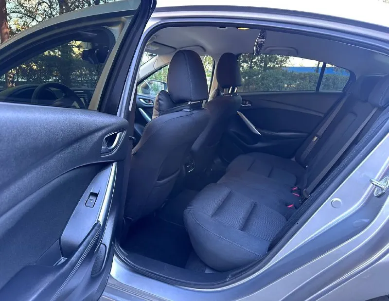 Здравствуйте! продаю автомобиль mazda 6! автомобиль 2013 года выпуска, куплен в феврале 2014 года, единственный хозяин, оригинальный пробег! двигатель, коробка и подвеска в отличном состоянии! технически автомобиль полностью обслужен. (замена масла двигателя, масляного, воздушного фильтров, сайлентблоков передних нижних рычагов, по кузову для своих лет выглядит отлично. езжу каждый день поменял освещение на светодиодные линзы bi-led (очень доволен, с галогеном ездить было невозможно). возможен разумный торг у капота. продаю в связи с покупкой нового автомобиля цена 1,350.000 все остальные вопросы по телефону 8 (949) 339-59-62 - фотография - 5