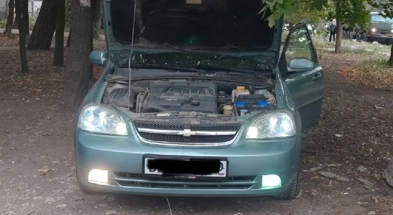 Продам личный авто lacetti 1.4 кпп механика двигатель в порядке пробег 200000км 8000км назад заменён грм, помпа, ролик масло свежее по ходовой в порядке печка жарит, кондиционер холодит есть незначительные недочеты по кузову, касаемые покраски, не критично машина уже на местном учёте, проблем с переоформлением не будет цена 500.000₽ торг уместен +79493697104 - фотография - 8