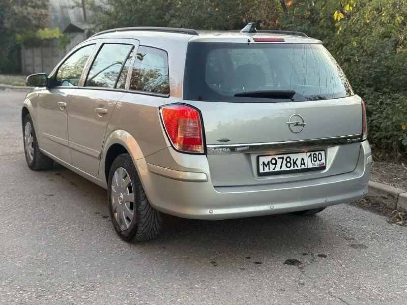 Продажа в днр продаю opel astra h 2005 год выпуска я собственник с родным пробегом в 238 000 км. машина в достойном состоянии с полным переоформлением 630000₽ осмотр донецк. +79494702665 - фотография - 6