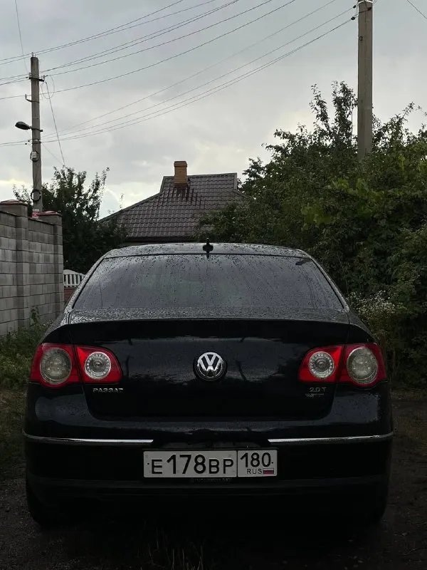 Продам volkswagen passat b6 wolfsburg edition 2007 года
С пробегом 268300(растет)
Покупалась с пробегом 252803
Личный автомобиль!
До меня парень владел 7 лет
Стоит на мне на учёте с апреля 2024 года(1 по рф)
Продажа  с полным переоформлением могу присутствовать в мрэо
Очень комфортная  машина
Ни разу!!! Не подвела в дороге
( Хочу двигаться дальше и пробывать разные авто)
О машине:
Машина не дымит, не троит и не пинается
Машина для кузова b6 отличном состоянии
Нету рыжиков ни гнили от слова соовсем
(Дно, за подкрылками, арки, пороги все в шикарном состоянии для ее лет)
Мотор bpy 2.0 tfsi 200 л. С
Стоит прошивка stage 1 ( по факту 240л. С)
Замена масла каждые 5000тыс. Км
Коробка -  надежнейший автомат aisin
Стоит android  магнитола mekede 400s.
Музыка играет шикарно
На машине обута хорошая летняя резина
Новому владельцу отдам зимнюю резину в подарок
По машине работает каждая кнопка!
Машина находится г. Макеевка червоногвардейский район
+79493530906 Данил
Цена 820 тыс. Рублей +торг - фотография - 5