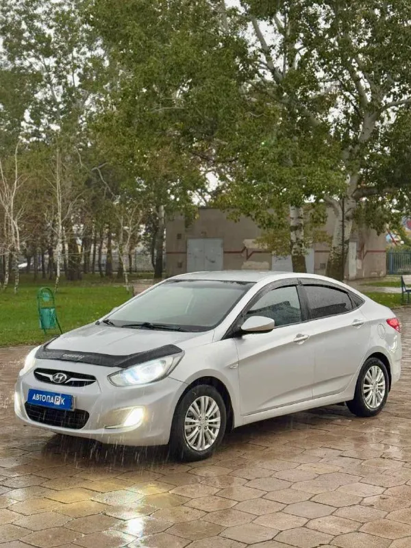 🚘 hyundai solaris 💰цена: 700 000р. 🏢город: мариуполь 📅год выпуска: 2011 🧾пробег: 194 750 км. ⚙️двигатель: 1.6 ⛽топливо: бензин/газ ⚙️кпп: механика 📞 телефон: +7-989-263-55-56 +7-949-727-41-51 +7-949-551-91-52 💾 описание: - фотография - 1