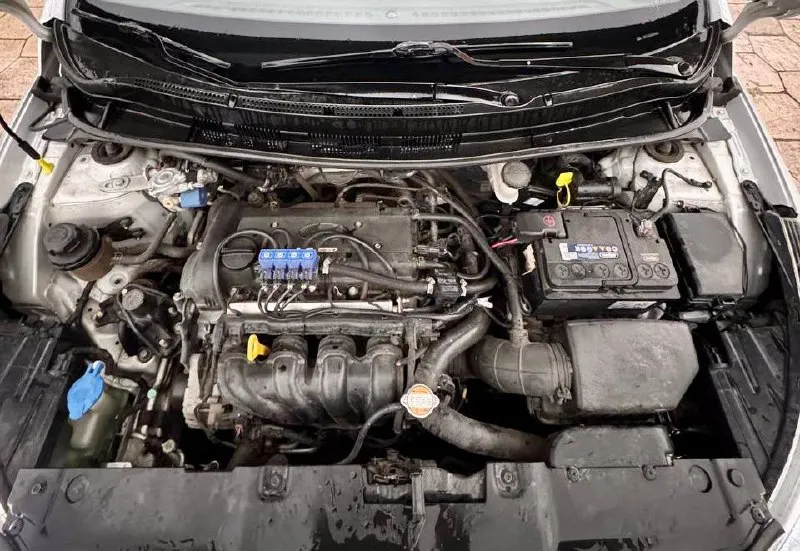 🚘 hyundai solaris 💰цена: 700 000р. 🏢город: мариуполь 📅год выпуска: 2011 🧾пробег: 194 750 км. ⚙️двигатель: 1.6 ⛽топливо: бензин/газ ⚙️кпп: механика 📞 телефон: +7-989-263-55-56 +7-949-727-41-51 +7-949-551-91-52 💾 описание: - фотография - 10