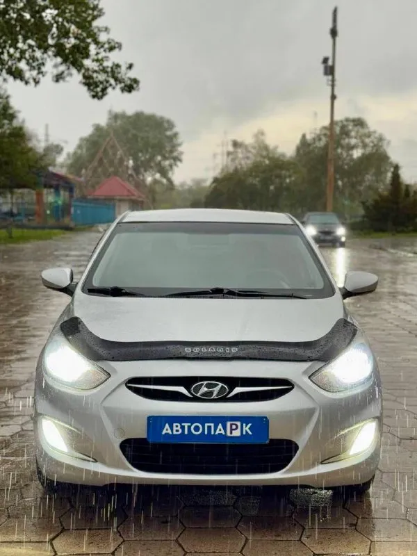 🚘 hyundai solaris 💰цена: 700 000р. 🏢город: мариуполь 📅год выпуска: 2011 🧾пробег: 194 750 км. ⚙️двигатель: 1.6 ⛽топливо: бензин/газ ⚙️кпп: механика 📞 телефон: +7-989-263-55-56 +7-949-727-41-51 +7-949-551-91-52 💾 описание: - фотография - 2