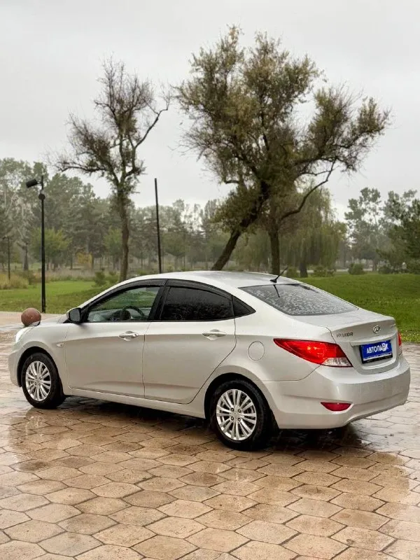🚘 hyundai solaris 💰цена: 700 000р. 🏢город: мариуполь 📅год выпуска: 2011 🧾пробег: 194 750 км. ⚙️двигатель: 1.6 ⛽топливо: бензин/газ ⚙️кпп: механика 📞 телефон: +7-989-263-55-56 +7-949-727-41-51 +7-949-551-91-52 💾 описание: - фотография - 6
