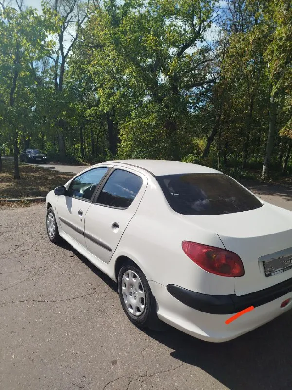 Peugeot 206,механика,2008 год. пробег 180.мотор 1,4. простой и недорогой в обслуживании и содержание авто. расход прекрасный. технически полностью исправен!в целом авто стоящее. цена 300 +79493191411 - фотография - 4