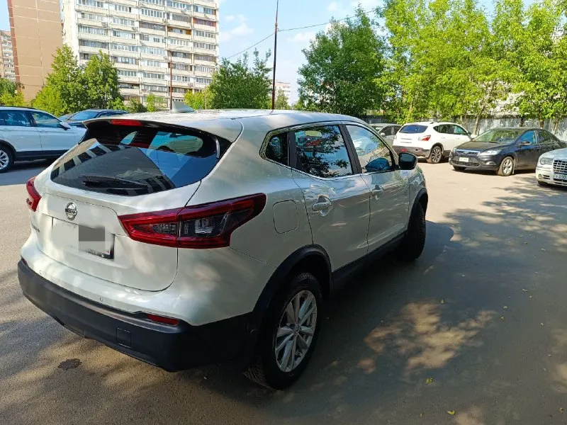 Nissan qashqai 2.0 cvt 2wd 2019 года выпуска пробег 106 тыс км продаю свой личный автомобиль в идеальном состоянии, вложений не требует, комплектация с подогревами стекол сидений зеркал и многое другое, датчики света дождя, система стабилизации, система курсовой устойчивости, круиз контроль и многое другое. ... .. в общем автомобиль достойный и будет ещё долго радовать нового владельца! цена: 2.000.000 ₽ тел: +7(977)3747936 - фотография - 3