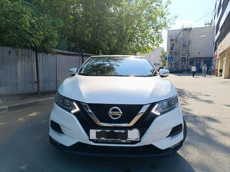 Nissan qashqai 2.0 cvt 2wd 2019 года выпуска пробег 106 тыс км продаю свой личный автомобиль в идеальном состоянии, вложений не требует, комплектация с подогревами стекол сидений зеркал и многое другое, датчики света дождя, система стабилизации, система курсовой устойчивости, круиз контроль и многое другое. ... .. в общем автомобиль достойный и будет ещё долго радовать нового владельца! цена: 2.000.000 ₽ тел: +7(977)3747936 - фотография - 5