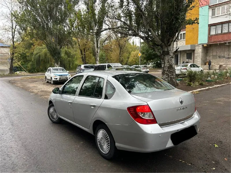 🚘 марка / модель: renault symbol 📅 год выпуска: 2010 ⛽ двигатель (тип, объем): газ/бензин 1.4 🔧 тип кпп: механика 5 ст. 👨‍⚖ владельцев в птс: 1 📮 город: макеевка 💶 цена:425 тысяч рублей 📝 описание: двигатель масло не ест. не троит, не дымит. кпп переключает мягко без хрустов, не выбивает. покупал у единственного собственника с салона. по кузову не гнилая не ржавая, есть пара царапин и мелких вмятин. пробег 306 тысяч км. оригинальный, не скрученный. комплектация: 2 передних электростеклоподъемника, гур, кондиционер, туманки, мультируль, подогрев заднего стекла, сигнализация, 2 ключа. газ зарегистрирован, вписан в птс. 2тысячи назад заменили колодки перед/зад, сайлентблоки задней балки, ступичный подшипник, радиатор печки. ☎ контактный телефон: +7 949 512 5521 📲 tg: @bmbardirocrokodilo 📞 звоните: +7(949)5125521 - фотография - 6