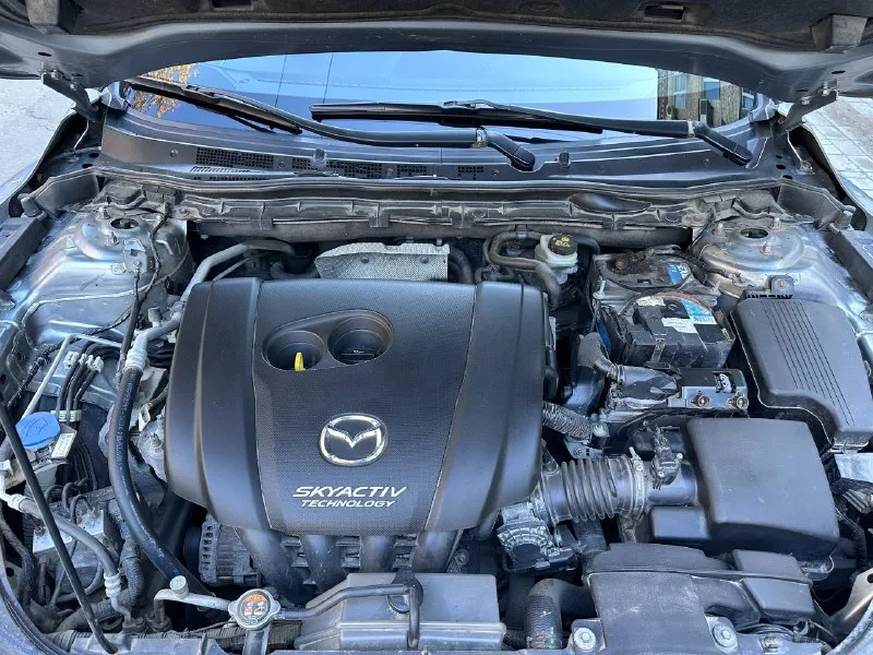 Здравствуйте! продаю автомобиль mazda 6! автомобиль 2013 года выпуска, куплен в феврале 2014 года, единственный хозяин, оригинальный пробег! двигатель, коробка и подвеска в отличном состоянии! технически автомобиль полностью обслужен. (замена масла двигателя, масляного, воздушного фильтров, сайлентблоков передних нижних рычагов, по кузову для своих лет выглядит отлично. езжу каждый день поменял освещение на светодиодные линзы bi-led (очень доволен, с галогеном ездить было невозможно). возможен разумный торг у капота. продаю в связи с покупкой нового автомобиля цена 1,350.000 все остальные вопросы по телефону 8 (949) 339-59-62 📞 звоните: +7(949)3395962 - фотография - 9