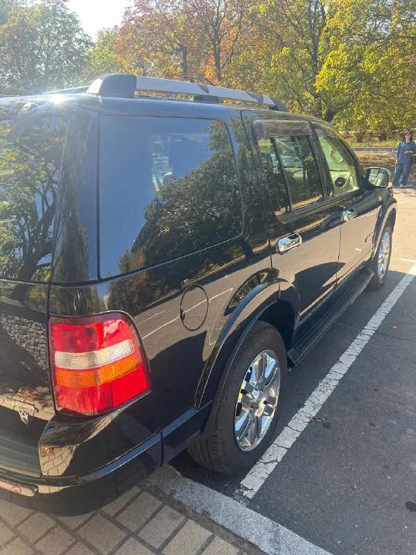 Ford explorer 2006 год выпуска 4.6 мотор бензин, акпп самая полная комплектация японская сборка! родной пробег 257.000 км владею с 2012 года автомобиль в идеальном техническом состоянии и родном окрасе, не требует никаких вложений, все болячки устранены 1.500.000 рублей торг +79493713554 - фотография - 4