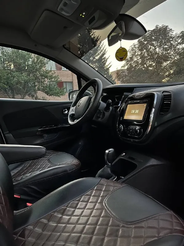 Продается renault kaptur 2018 года выпуска, 1.6 бензин, автомат. автомобиль имеет состояние новой машины!!! 87 тысяч км родного пробега !!! последнее обслуживание - поменяна вся тормозная система ( диски, колодки, суппорта ), новая рулевая рейка !!! бензин только 95-й !!! двигатель работает идеально, замена масла каждые 7 тысяч км !!! комплектация : подогревы сидений, датчики дождя и света, 2 комплекта резины на дисках, 2 ключа, все 4 стеклоподъемники, курсовая устойчивость, круиз-контроль, бортовой компьютер, start-stop, эра-глонасс, электрообогрев зеркал, дневные ходовые огни, сигнализация starline, система помощи при старте, abs, asr, камера заднего вида, мультируль, usb, aux, bluetooth. цена автомобиля 1 млн. 380 тысяч рублей-обоснованный торг у автомобиля !!! возможна продажа в кредит, номер телефона +79591357039, луганск 📞 звоните: +7(959)1357039 - фотография - 8