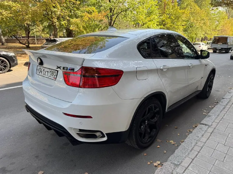 Bmw х6 2010 год 4.4 бензин 167 тыс км автомат полный привод крымская-без гнили и ржавчины очень живой и ухоженный идеальное состояние мотор гильзованый-без задиров масло не жрет обслуженный новый радиатор новые свечи и катушки турбины перебраны ходовая новая колодки в круг новые новые диски два комплекта резины бесключевой доступ старт стоп камера 🎥 заднего вида парктроники подогрев- вентиляция сидений проекция на лобовом люк ксенон 1🍋700 тыс руб возможен обмен на авто в обе стороны +79491077377 ватсап телеграмм на этом номере донецк - фотография - 3