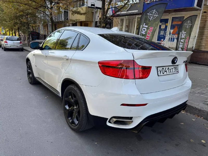 Bmw х6 2010 год 4.4 бензин 167 тыс км автомат полный привод крымская-без гнили и ржавчины очень живой и ухоженный идеальное состояние мотор гильзованый-без задиров масло не жрет обслуженный новый радиатор новые свечи и катушки турбины перебраны ходовая новая колодки в круг новые новые диски два комплекта резины бесключевой доступ старт стоп камера 🎥 заднего вида парктроники подогрев- вентиляция сидений проекция на лобовом люк ксенон 1🍋700 тыс руб возможен обмен на авто в обе стороны +79491077377 ватсап телеграмм на этом номере донецк - фотография - 4