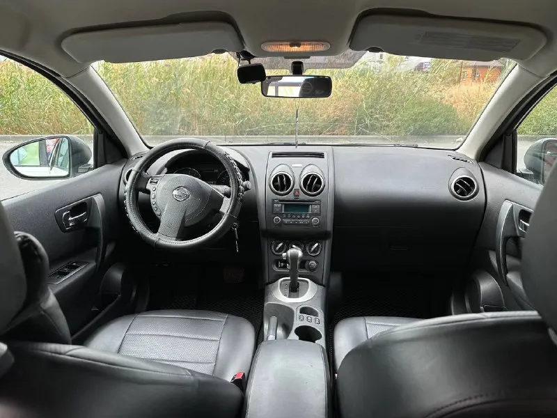 Nissan qashqai 2013 г. в идеальном состоянии бензин 2 л мотор 140 000 пробег зелёная автотека без дтп два собственника полностью обслужен расходники вовремя заменены датчики дождя датчик света каждая кнопочка в рабочем состоянии парк электроники 360 по кругу любой вид переоформления осмотр донецк калининский район звонит заранее так как работаю не всегда есть возможность показать номер для связи +7 909 430 33 27 whatsapp и telegram номер феникс +7 (949)557-24-06 цена автомобиля 920 тыщ рублей 📞 звоните: +7(949)5572406 - фотография - 10