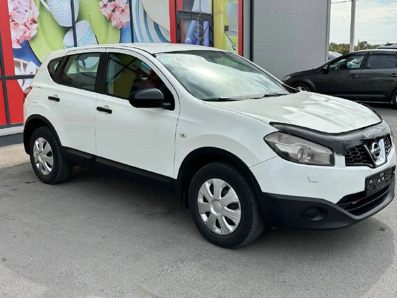 Nissan qashqai 2013 г. в идеальном состоянии бензин 2 л мотор 140 000 пробег зелёная автотека без дтп два собственника полностью обслужен расходники вовремя заменены датчики дождя датчик света каждая кнопочка в рабочем состоянии парк электроники 360 по кругу любой вид переоформления осмотр донецк калининский район звонит заранее так как работаю не всегда есть возможность показать номер для связи +7 909 430 33 27 whatsapp и telegram номер феникс +7 (949)557-24-06 цена автомобиля 920 тыщ рублей 📞 звоните: +7(949)5572406 - фотография - 3