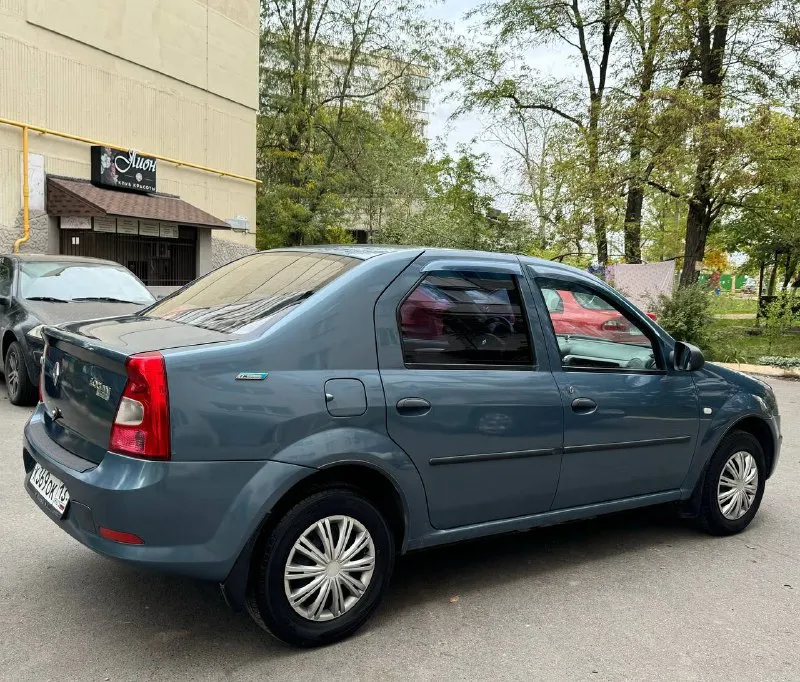 🚙renault logan 💰цена - 455.000₽ 🌍 город - мариуполь 📆 год выпуска - 2012 🛞пробег - 160.000 км ⛽️топливо - бензин ⚙️модификация- 1.6 🕹️кпп - механика 🏋🏻‍♂️собственник - да ☎️+79497368266 автомобиль в отличном состоянии!авто полностью обслужен, вложений не требует не каких техника вся на отлично, дно идеальное. abs✅ усилитель руль✅ стекло подъемники✅ эл. регулировка зеркал✅ подушки безопасности✅ - фотография - 4