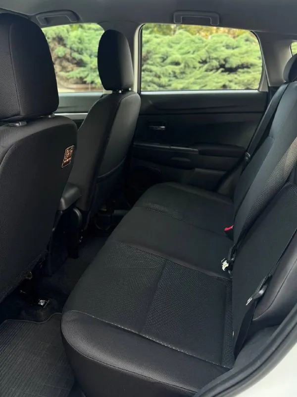 Тел. +79496447941 продам mitsubishi asx 2015г. в идеальном состоянии! по автомобилю делать не чего не надо!! готов ехать на любые проверки за ваш счёт!!! автомобиль в родном окрасе! авто без дтп! птс оригинал два владелец по птс! переоформление в мрэо комплектация двигатель 1.6 бензин привод передние коробка механика пробег 165т abs esp airbag бортовой компьютер подогрев сидений подогрев зеркал электро зеркала кондиционер, заправлен холодит! 4 стеклоподъемника два ключа хорошая резина цена 1🍋120т. р очень срочно торг !! возможно продажа в кредит 📲 tg: артур 📞 звоните: +7(949)6447941 - фотография - 8