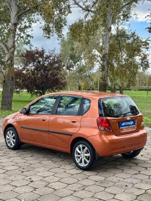 🇰🇵 chevrolet aveo t200 💰цена: 390 000р. 🏢город: мариуполь 📅год выпуска: 2006 🧾пробег: 191 200 км. ⚙️двигатель: 1.2 ⛽топливо: бензин ⚙️кпп: механика 📞 телефон: +7-989-263-55-56 +7-949-727-41-51 +7-949-551-91-52 💾 описание: - фотография - 6