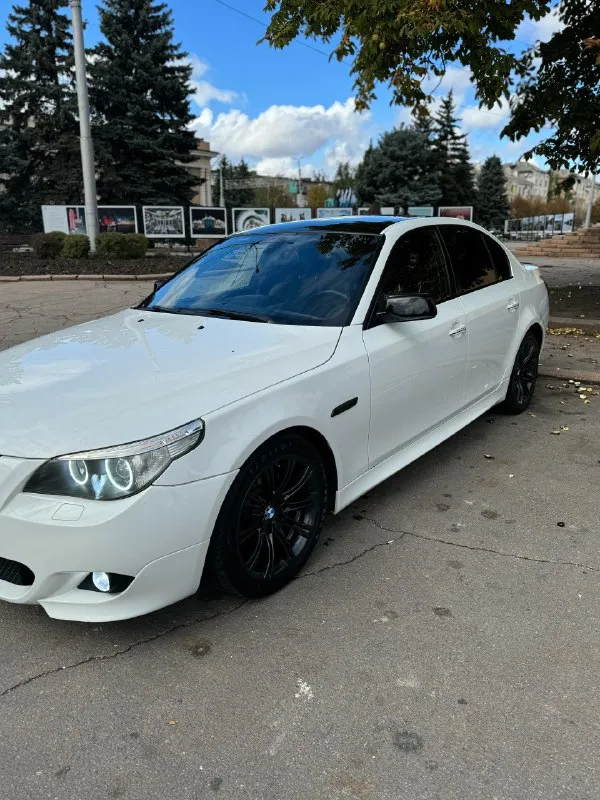 Bmw 5 3.0 атмосферный пробег 207000 (оригинальный) машина в отличном состоянии, владею машиной 4 года, делать не чего не нужно, сел поехал, заводской м-пакет, была пригнана из японии. состояние кузова отличное ! 2 комплекта резины. цена: 1,3🍋 телефон : +79493596231 telegram 📞 звоните: +7(949)3596231 - фотография - 2