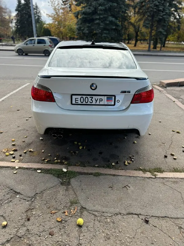 Bmw 5 3.0 атмосферный пробег 207000 (оригинальный) машина в отличном состоянии, владею машиной 4 года, делать не чего не нужно, сел поехал, заводской м-пакет, была пригнана из японии. состояние кузова отличное ! 2 комплекта резины. цена: 1,3🍋 телефон : +79493596231 telegram 📞 звоните: +7(949)3596231 - фотография - 4