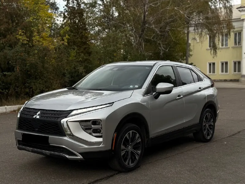 В продаже японская сборка mitsubishi eclipse cross цвет: серый металлик год выпуска: 2021/12 месяц (рестайлинг) : 1.5 бензин привод: подключаемый полный пробег: 66.000км предмаксимальная комплектация: se/sel состояние абсолютно нового автомобиля. стекла все родные, безопасность вся родная. любые проверки на сто только приветствуются. без пробега по рф! есть все для комфортной езды: -все ассистенты помощи вождение -двух зонный климат-контроль -подогрев сидений -салон из алькантары -слепые зоны -камера заднего вида -full led оптика -apple carplay, android auto -датчик света / дождя / давление в шинах -электроскладывание зеркал -диски r18 -autohold и многое другое. . машина находится в макеевке. вы будете первым владельцем машины в рф. полностью расстоможена и готова к постановке на учет. весь пакет документов входит в стоимость автомобиля!! остальные вопросы по телефону или в сообщение 📞+79493090162 (tg, whatsapp) 📞+79490020515 (tg) 2.275.000р 🎁 📞 звоните: +7(949)3090162 - фотография - 3
