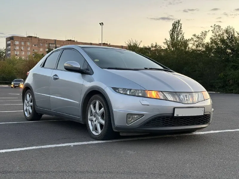 Продаю honda civic 2008 2.2d пробег 118000 2.2 турбодизель на механике!🔥 пригнана из франции максима... - фотография