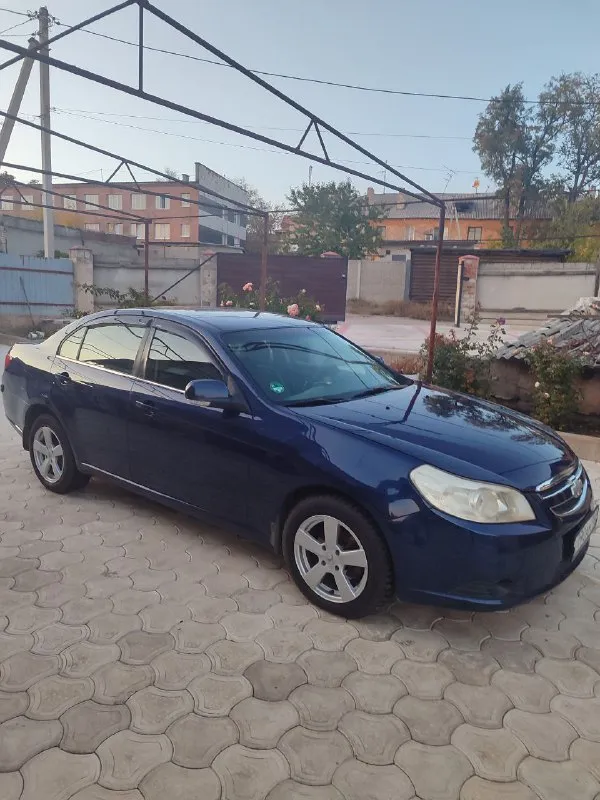 Продам – chevrolet epica пробег : 296.000 тыс. км 2006 год, объём мотора 2.0 /145 л/с. мкпп, ходовка - без нареканий с документами полный порядок, я собственник первый владелец по птс осмотр донецк, буденовский район по машине сделано: рулевая рейка новая оригинал, ходовка передняя и задняя. вложено 100тыс руб колеса на легкосплавах на зимней резине комплектация: кондиционер, авс, есп, подушки безописности 10шт, 4 стеклоподъёмника, газ впитан, магнитола 9дюймов с блютус выход на сим карту навигация, лед свет ближний, диски 16 машина не бита, есть возрастные косяки по кузову. цена 480 тыс, торг. 7949-315-32-12 📞 звоните: +7(949)3153212 - фотография - 8