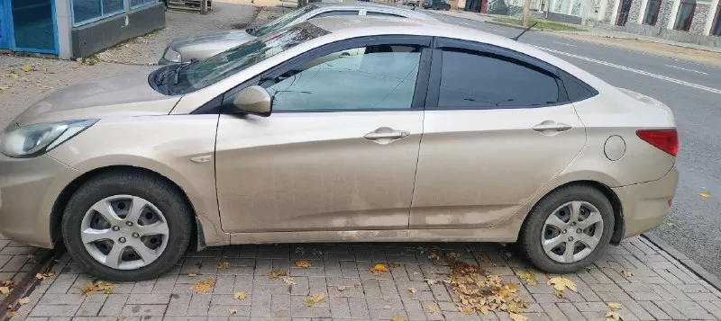 Хёндай солярис 2011г. 1,4 механика пробег 215 тысяч км покоцаные бампера донецк - путиловка цена:650 тысяч₽ зимняя резина новая, колпаки новые отдам - фотография - 3