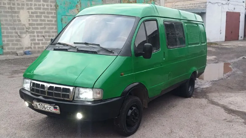 Газель на газу цена 235.000₽ торг связь +79494715705 донецк, центр. машина 2002 года выпуска, на пол... - фотография