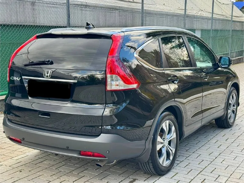 Honda cr-v официал 2013 год выпуска двигатель 2.0 бензин коробка автомат классический пробег 165 тыс. км авто в хорошем состоянии, за все время 1 хозяин бережная эксплуатация с 2014 года машина вся в заводском окрасе 1000% готов на любые проверки с вашей стороны ! хорошая комплектация, роздельный климат-контроль, круиз -контроль, датчики света и дождя, подогревы сидений зеркал, многофункциональная магнито android камера заднего вида и т. д. продажа с полным переоформлением в мрэо г. донецк цена 1.675 тыс. ₽ звоните остальное по +79494006792 📲 tg: r. b 📞 звоните: +7(949)4006792 - фотография - 4