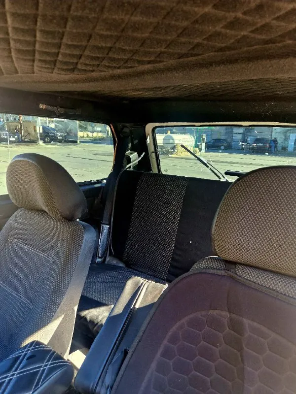 Продам ниву 212140 4×4 2011 год. отличное техническое состояние. инжектор в белом рапторе 500 т. р +79495685510 - фотография - 6