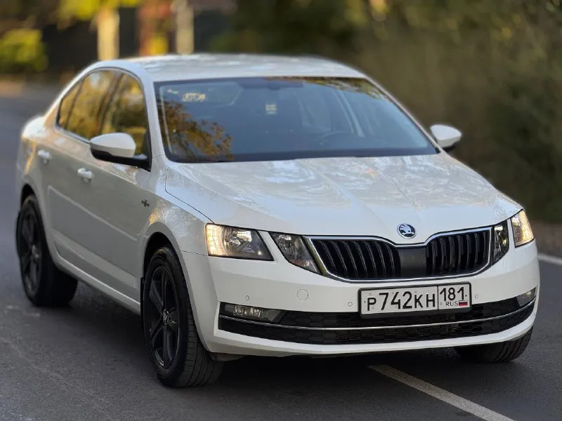 Skoda octavia a7 двигатель 1.4 150лс *) коробка автомат комплектация hockey edition год выпуска 2020 я второй собственник состояние авто очень достойное не бита не крашена обслужена вложений не требует совсем любые проверки !! переоформление через мрэо цена 1.470.000 рублей +79604484329 +7 (949) 864-32-64 - фотография - 2