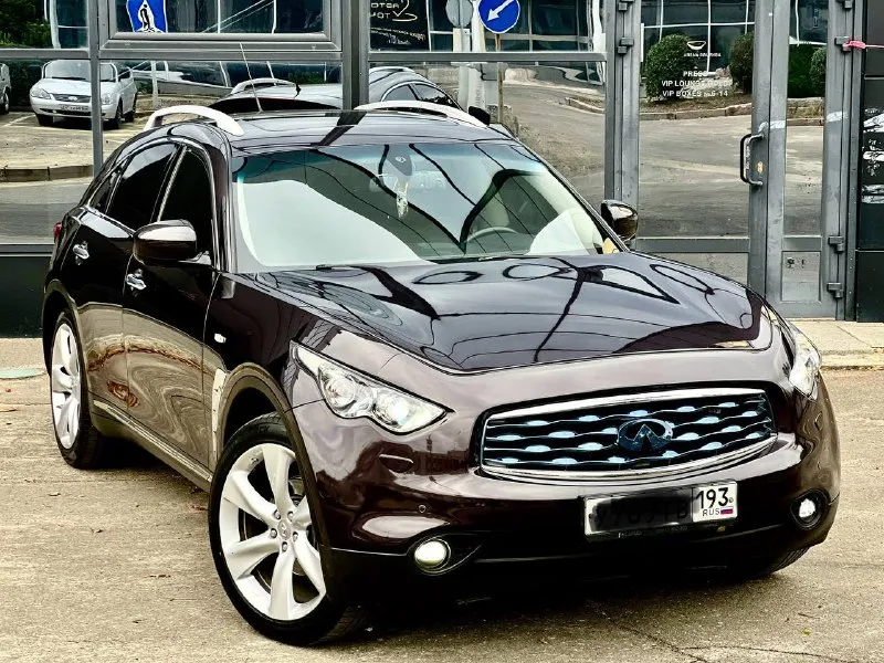 Infinity fx35 2008 год полный привод! автомобиль в идеальнейшем состоянии вложений не требует от слова совсем замена масла каждые 6 тысяч км мотор 3.5 бензин работает как часы, не дымит и не троит коробка автомат, переключает плавно, без дёрганий и пинков, ходовая часть вся обслужена, за машину не стыдно ! богатая комплектация, без ключевой доступ, кнопка старт стоп, подсветка дверей, память сидений, электро регулировка сидений и зеркал, полный электро пакет, датчик света и дождя, кожаный мультируль, обдув и подогрев сидений, двух зонный климат контроль, хорошая мультимедиа, люк, полный привод, телевизор для задних пассажиров,21 колеса на абсолютно новой резине, led оптика и многое другое! цена 1.710.000₽ возможен торг или обмен ! кто ищет хороший fx 35,вам сюда!+79493578236 - фотография - 3