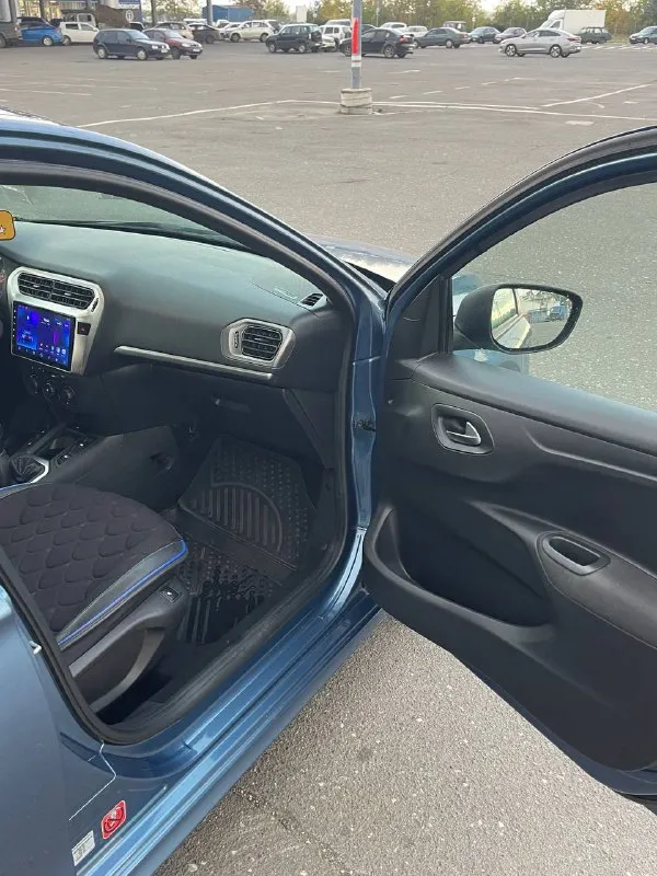 Продам личный автомобиль пежо 301 2013г обычный неприхотливый 1.6 на 115лс (ec5, продолжение tu5, только с фазиком - не проблемный ep6) на механике оригинальный пробег 197тыс 2 владельца, я второй владею год машинка хорошая, каждый день на ходу, не подводила, продажа по причине покупки нового авто кондиционер подогрев заднего стекла, зеркал и зоны дворников подгорев передних сидений полный электростеклопакет, электрорегулировка зеркал электроусилитель руля по двигателю: заменено масло в коробке 6тыс назад заменен грм, помпа и все ролики 6тыс назад заменены задние подшипники масло в двигателе заменено 500км назад новые тормозные колодки поставил хороший подлокотник с подсветкой, установил туманки с ангельскими глазками в комплекте новая шипованная зимняя резина салон все время был в чехлах, сиденья как новые кузов в хорошем состоянии в родной краске за исключением капота и бампера ржавчины нет от слова совсем, днище в идеале (скину фото по запросу) 2 ключа цена 870тыс + торг звонить по номеру +79495506978 - фотография - 8