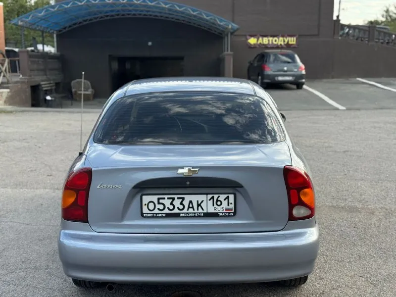 Ланос 2007год 2 владельца без дтп 2 ключа документы чистые переоформление. по технике все работает мотор 1,5 кондиционер 2 стеклоподьемника 1 подушка в руле по электрике все работает донецк цена 350к руб торг ! у авто. +79493173446 +79498208292 - фотография - 4